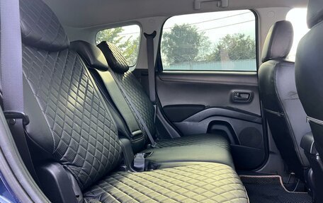 Mitsubishi Outlander III рестайлинг 3, 2010 год, 1 063 000 рублей, 11 фотография