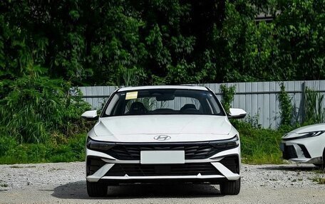 Hyundai Elantra, 2026 год, 2 200 000 рублей, 2 фотография