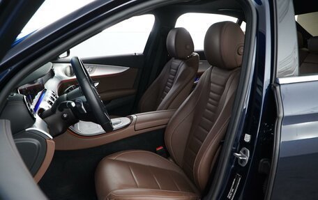 Mercedes-Benz E-Класс, 2021 год, 5 477 077 рублей, 10 фотография
