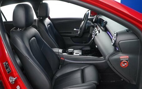 Mercedes-Benz A-Класс, 2018 год, 2 289 444 рублей, 8 фотография