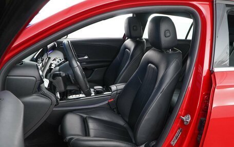 Mercedes-Benz A-Класс, 2018 год, 2 289 444 рублей, 10 фотография