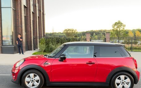 MINI Hatch, 2018 год, 1 850 000 рублей, 4 фотография