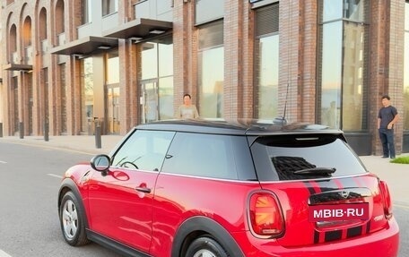 MINI Hatch, 2018 год, 1 850 000 рублей, 3 фотография