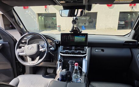 Toyota Land Cruiser, 2021 год, 9 000 000 рублей, 9 фотография