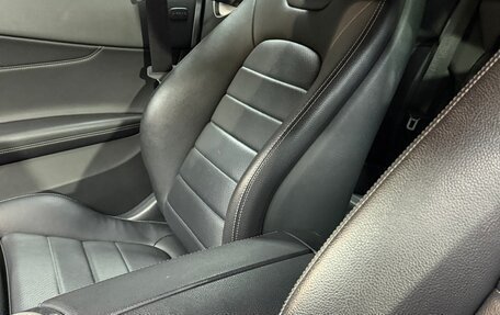 Mercedes-Benz C-Класс, 2019 год, 4 300 000 рублей, 10 фотография