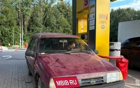 ИЖ 21261 «Фабула», 2004 год, 45 000 рублей, 2 фотография