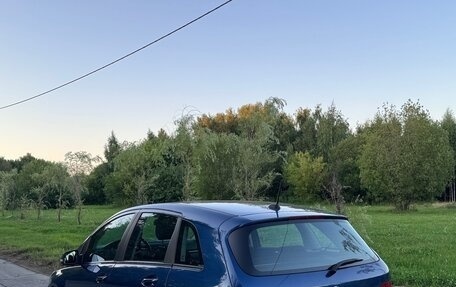 Mercedes-Benz B-Класс, 2011 год, 800 000 рублей, 2 фотография