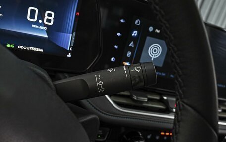 Chevrolet Monza, 2023 год, 1 696 000 рублей, 18 фотография