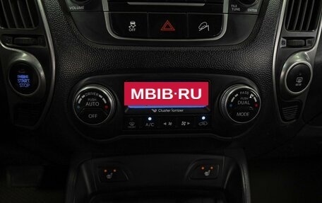 Hyundai Tucson III, 2010 год, 1 170 000 рублей, 13 фотография