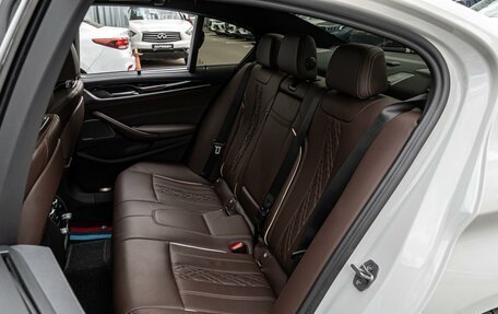 BMW 5 серия, 2022 год, 5 980 000 рублей, 10 фотография