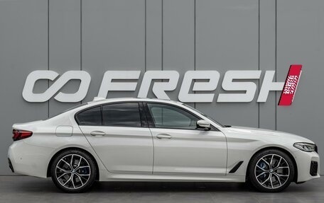BMW 5 серия, 2022 год, 5 980 000 рублей, 5 фотография