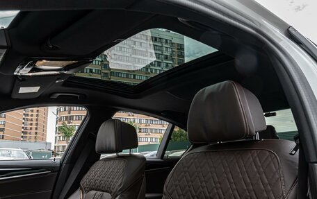 BMW 5 серия, 2022 год, 5 980 000 рублей, 13 фотография