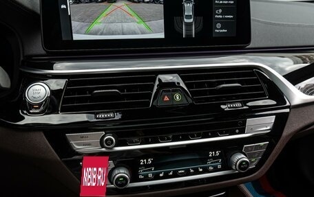 BMW 5 серия, 2022 год, 5 980 000 рублей, 17 фотография