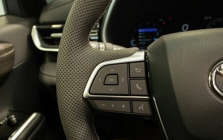 Toyota Highlander, 2026 год, 5 490 000 рублей, 24 фотография