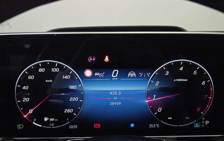 Mercedes-Benz S-Класс, 2023 год, 14 000 000 рублей, 9 фотография