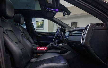 Porsche Cayenne III, 2020 год, 6 898 000 рублей, 33 фотография