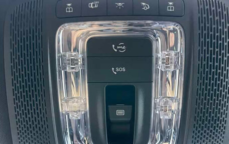 Mercedes-Benz GLB, 2022 год, 2 590 000 рублей, 11 фотография