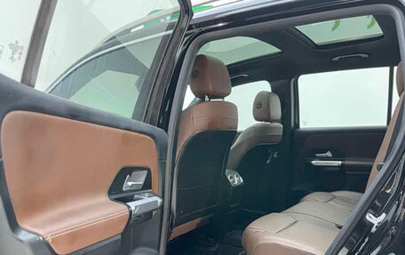 Mercedes-Benz GLB, 2022 год, 2 590 000 рублей, 14 фотография