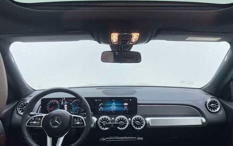 Mercedes-Benz GLB, 2022 год, 2 590 000 рублей, 19 фотография