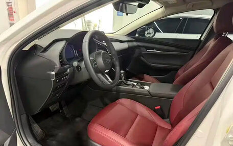 Mazda 3, 2023 год, 1 770 000 рублей, 8 фотография