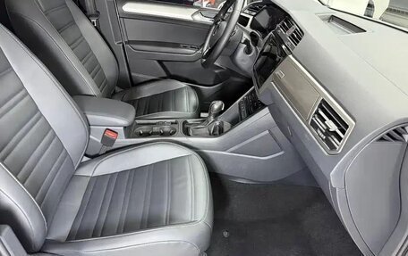 Volkswagen Touran III, 2022 год, 1 610 005 рублей, 12 фотография