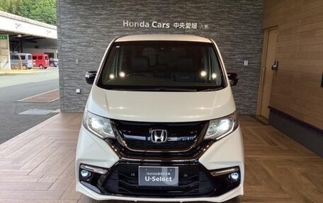 Honda Stepwgn IV, 2017 год, 1 455 000 рублей, 2 фотография
