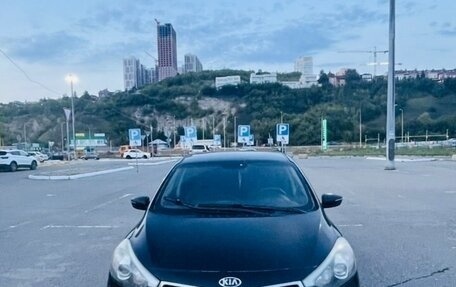 KIA Cerato III, 2013 год, 800 000 рублей, 1 фотография