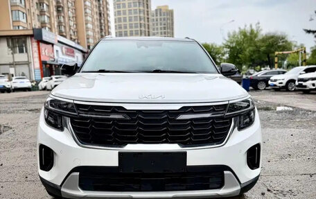 KIA Seltos I, 2023 год, 1 800 111 рублей, 2 фотография