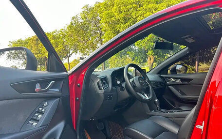 Mazda CX-4, 2023 год, 1 885 111 рублей, 9 фотография