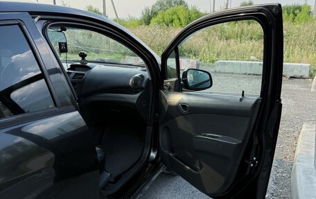 Chevrolet Spark III, 2011 год, 400 000 рублей, 8 фотография