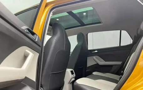 Volkswagen T-Cross I, 2023 год, 1 770 000 рублей, 9 фотография