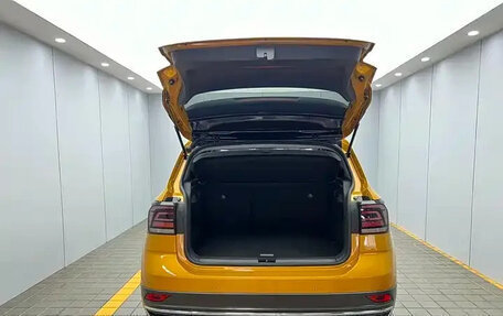 Volkswagen T-Cross I, 2023 год, 1 770 000 рублей, 18 фотография