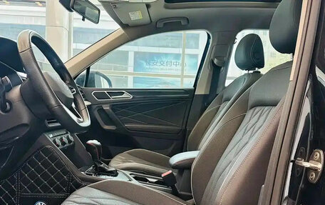 Volkswagen Tiguan II, 2023 год, 2 600 111 рублей, 14 фотография