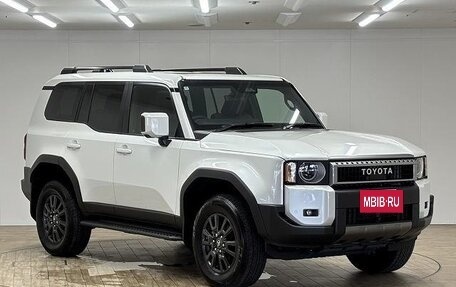 Toyota Land Cruiser Prado, 2024 год, 7 550 000 рублей, 7 фотография