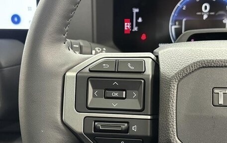 Toyota Land Cruiser Prado, 2024 год, 7 550 000 рублей, 24 фотография