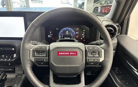 Toyota Land Cruiser Prado, 2024 год, 7 550 000 рублей, 23 фотография