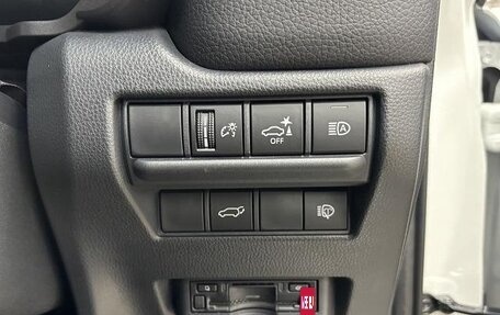 Toyota Land Cruiser Prado, 2024 год, 7 550 000 рублей, 30 фотография