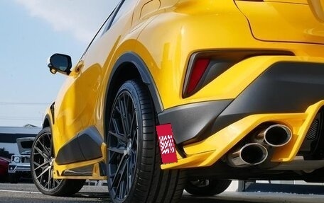 Toyota C-HR I рестайлинг, 2023 год, 1 950 000 рублей, 27 фотография