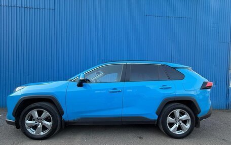 Toyota RAV4, 2020 год, 3 250 000 рублей, 2 фотография