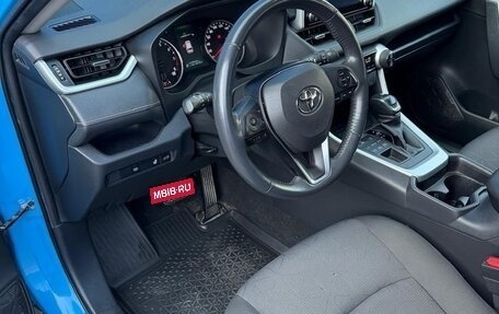 Toyota RAV4, 2020 год, 3 250 000 рублей, 6 фотография