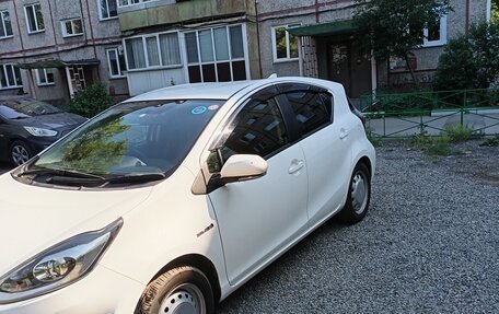 Toyota Aqua I, 2019 год, 1 170 000 рублей, 6 фотография