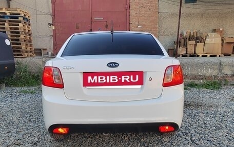 KIA Rio II, 2010 год, 600 000 рублей, 3 фотография