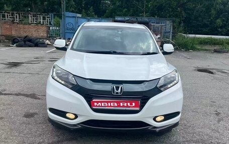 Honda Vezel, 2015 год, 1 400 000 рублей, 1 фотография