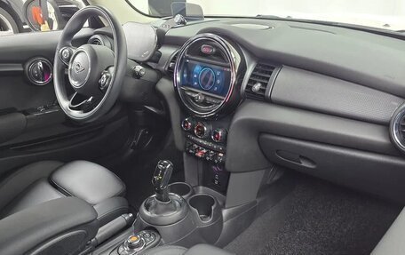 MINI Clubman, 2022 год, 2 154 894 рублей, 6 фотография