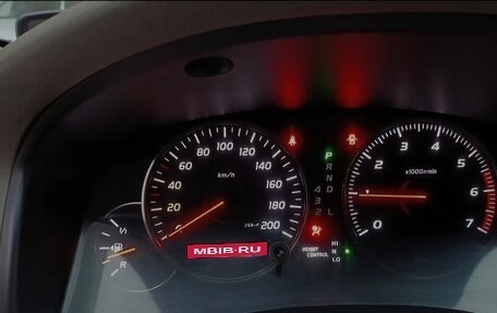 Toyota Land Cruiser Prado 120 рестайлинг, 2008 год, 2 000 000 рублей, 6 фотография