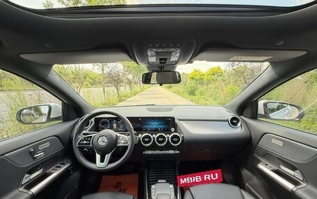 Mercedes-Benz GLA, 2022 год, 2 600 005 рублей, 16 фотография