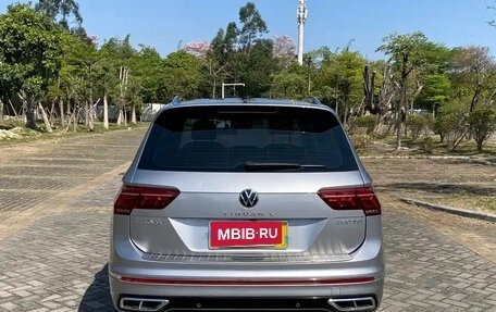 Volkswagen Tiguan II, 2022 год, 2 200 111 рублей, 8 фотография