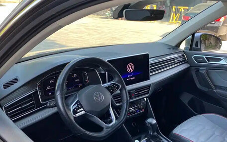 Volkswagen Tiguan II, 2022 год, 2 200 111 рублей, 15 фотография