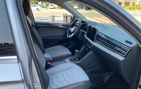 Volkswagen Tiguan II, 2022 год, 2 200 111 рублей, 14 фотография