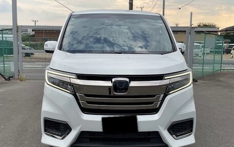 Honda Stepwgn IV, 2021 год, 1 890 000 рублей, 2 фотография